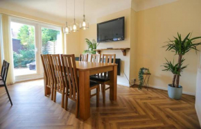 5Bed House Wirral near Liverpool Chester